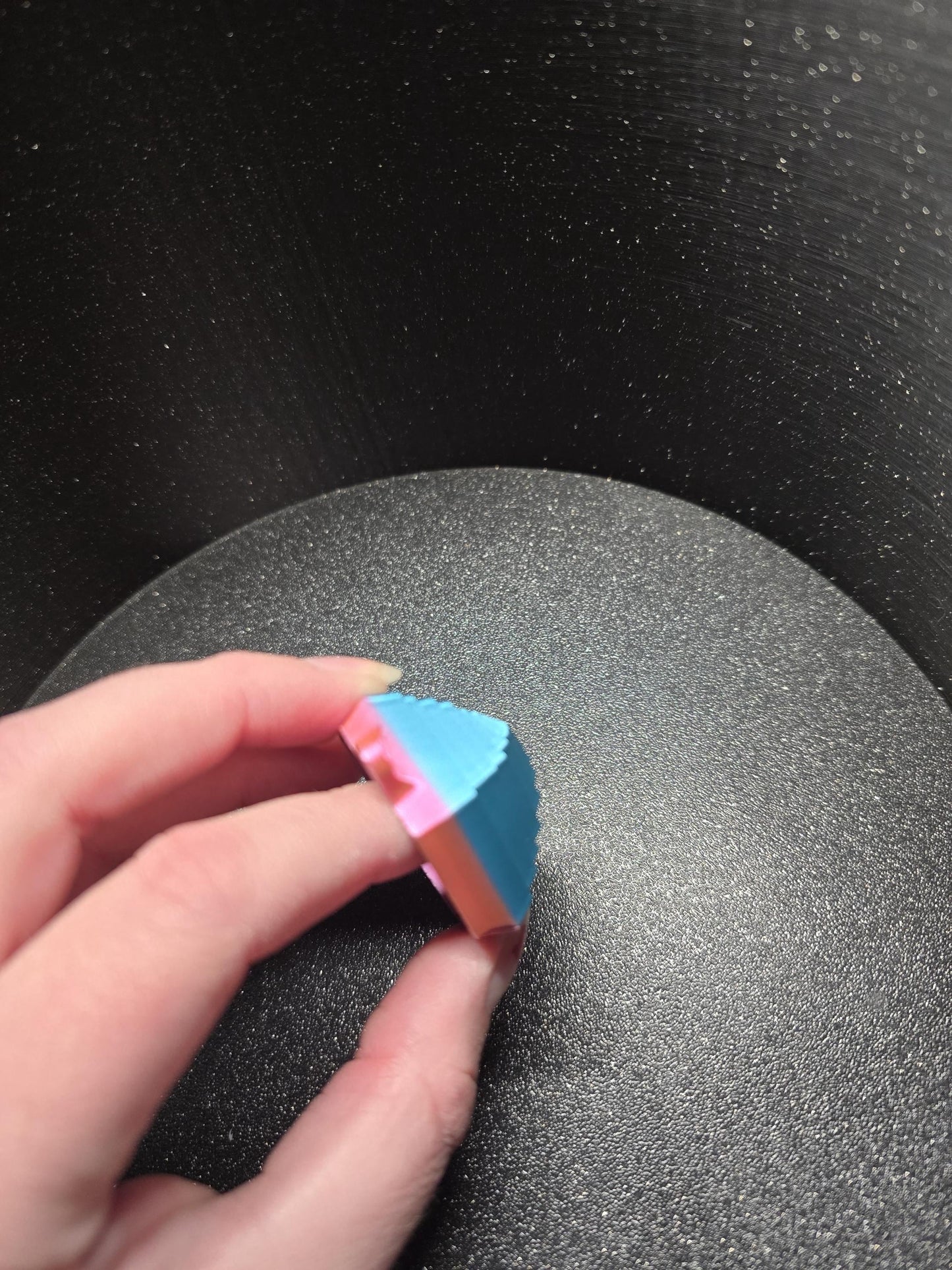 Mini Hexagon Fidget Toy: Twirling Pattern Maker