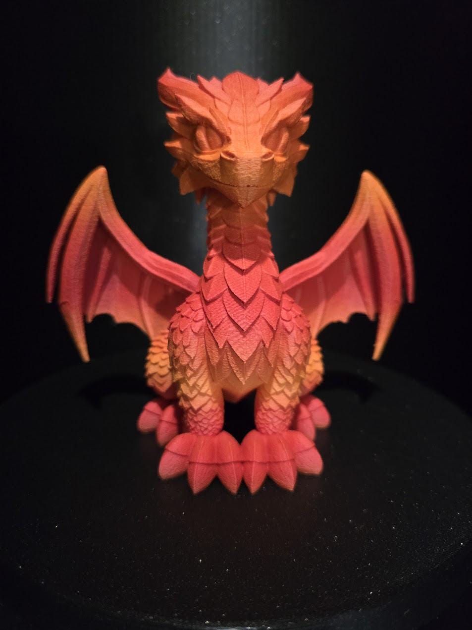 Detailed Dragon Statue: Fantasy Home Decor (14x15cm)