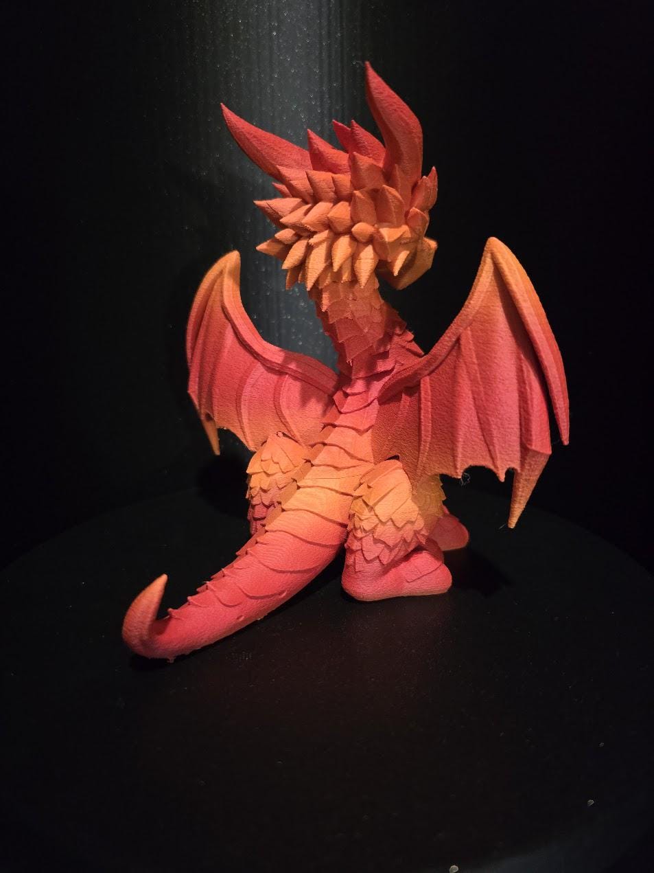 Detailed Dragon Statue: Fantasy Home Decor (14x15cm)